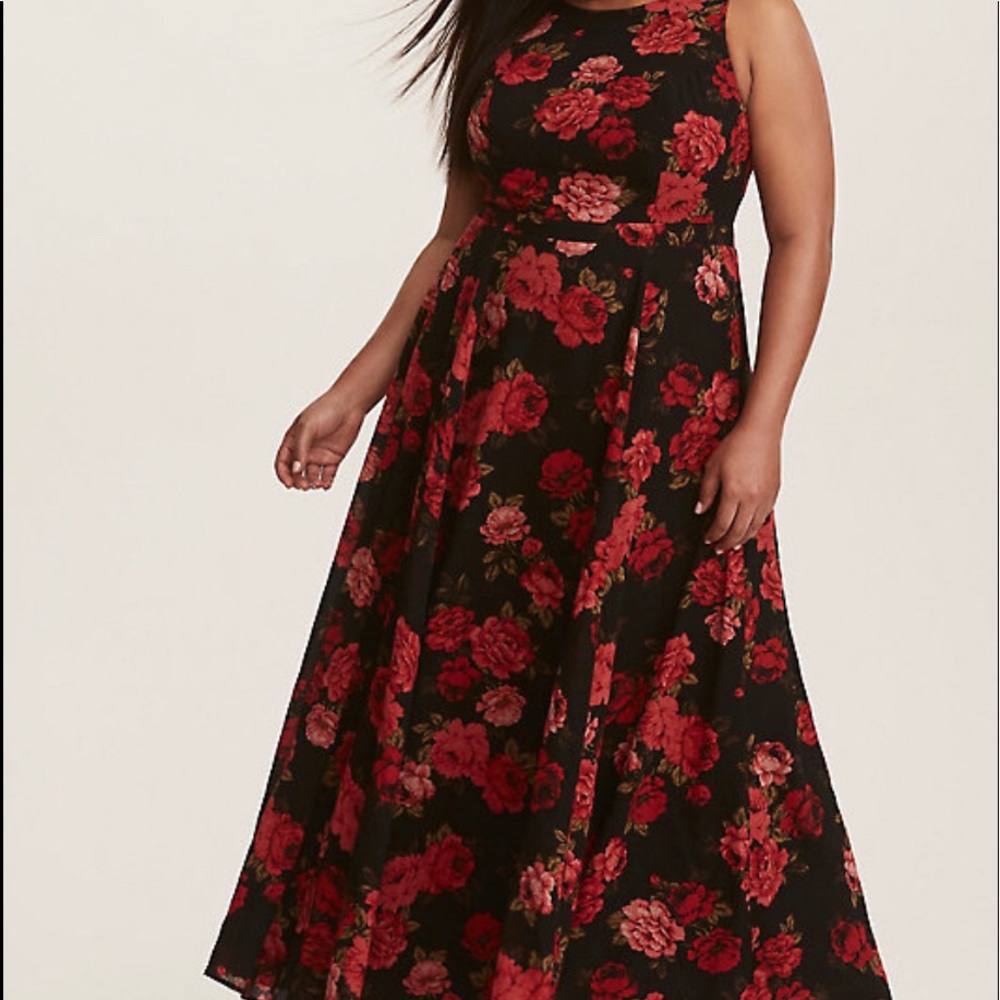 Black Floral Georgette Maxi Dress